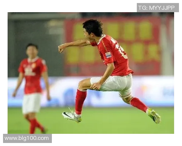梅州足球明星李建华的成长历程与辉煌成就揭秘