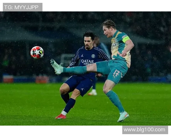 足球明星现场观赏歌手演唱会的精彩瞬间与感人时刻