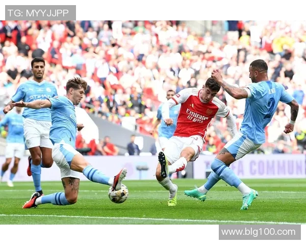 足球明星带球过人精彩瞬间回顾展现技艺与魅力的经典场面